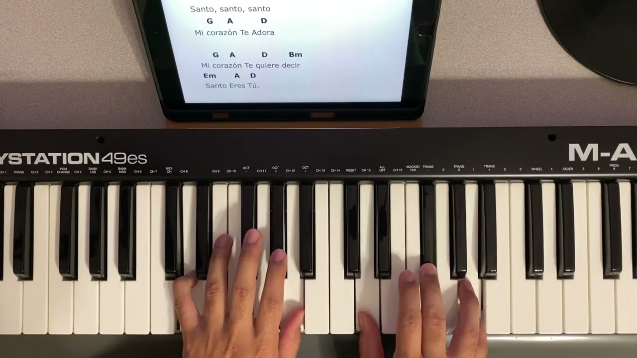 Santo santo santo / en piano 🎹