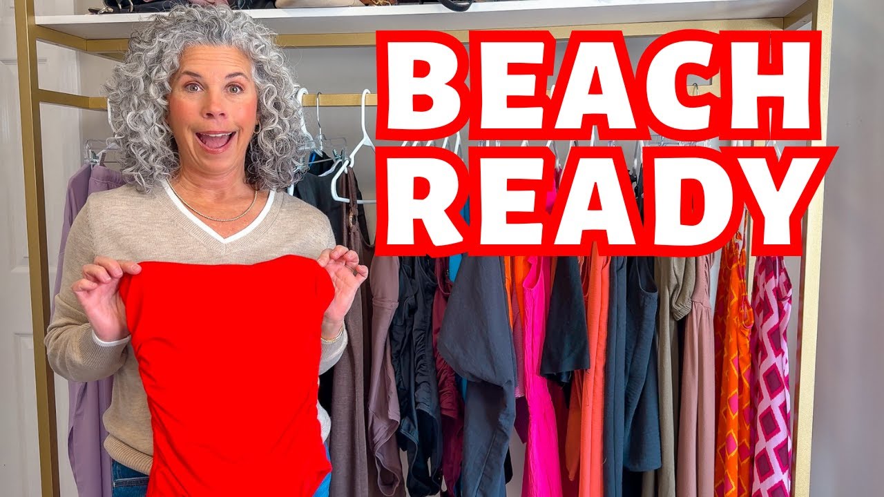 What’s in My Beach Suitcase? From Swimsuits to Dinner Outfits ☀️