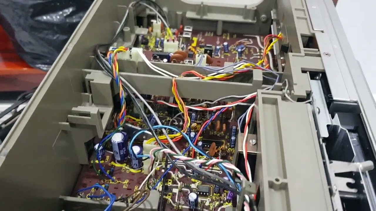 Tape Technics RS-M220(đả bán): thu phát tốt, pre okay.0565866388
