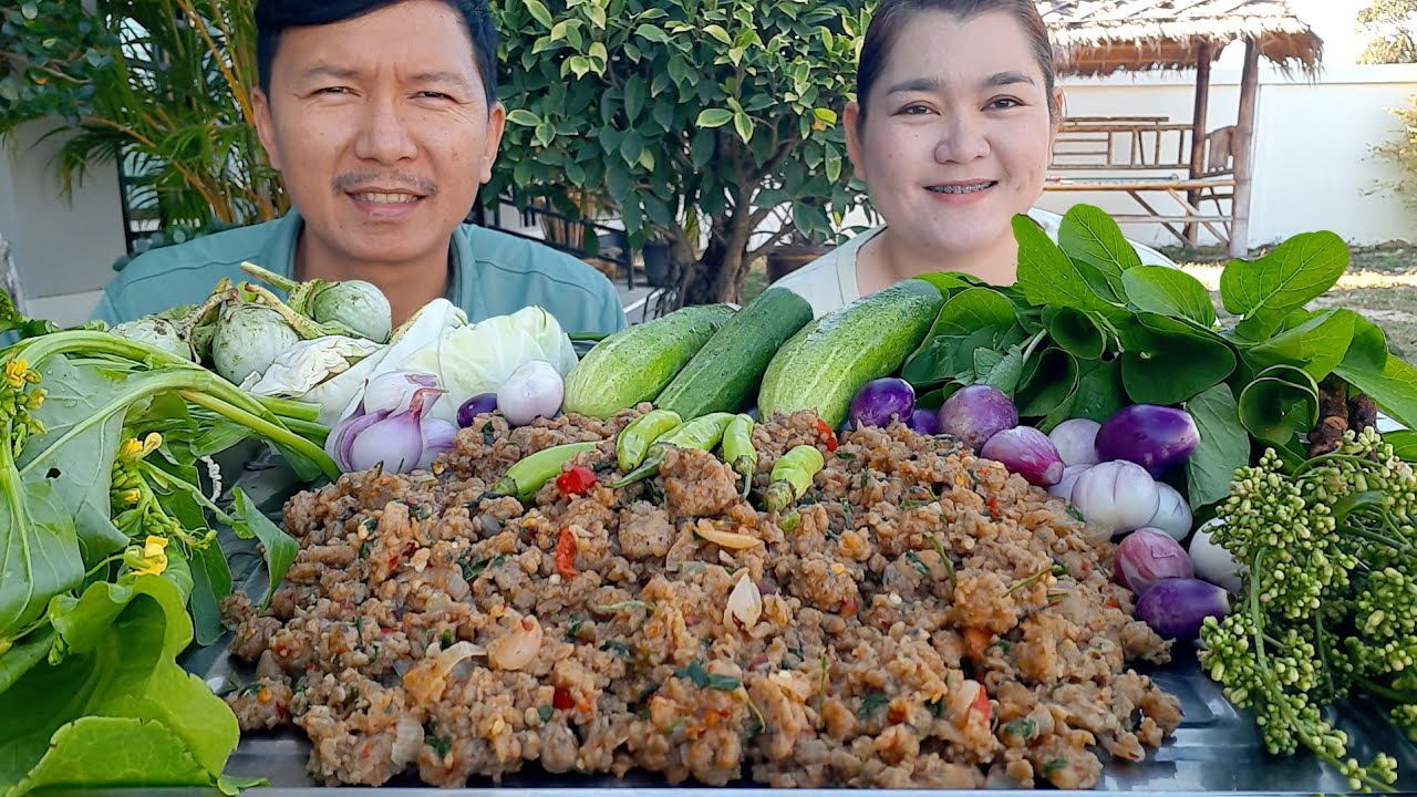 ลาบปลาดุกแซบๆ กินกับผักสดๆแซบคักจ้า 8 มกราคม  พ.ศ.2567