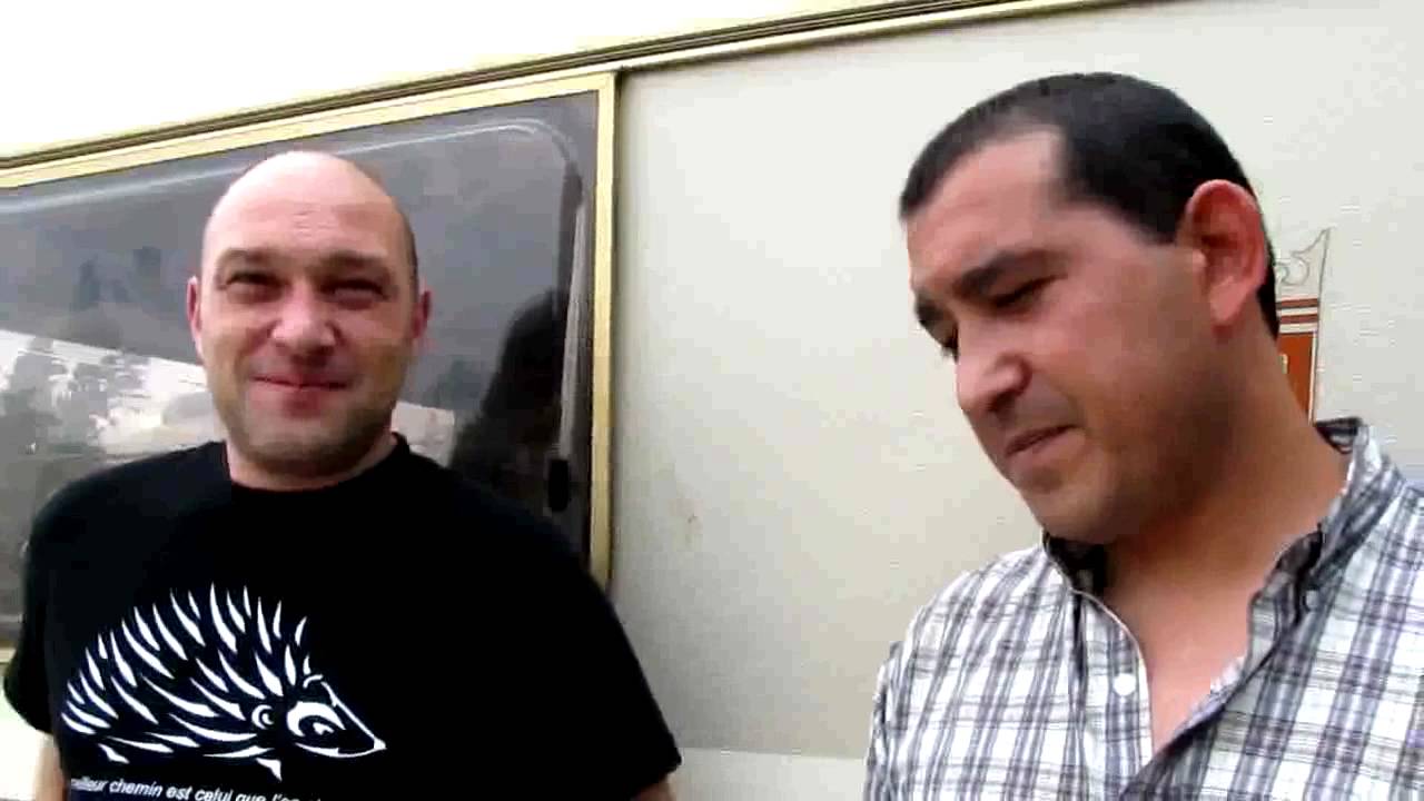 Rencontre avec les rappeurs manouches Syntax et No Mad sur TV28.