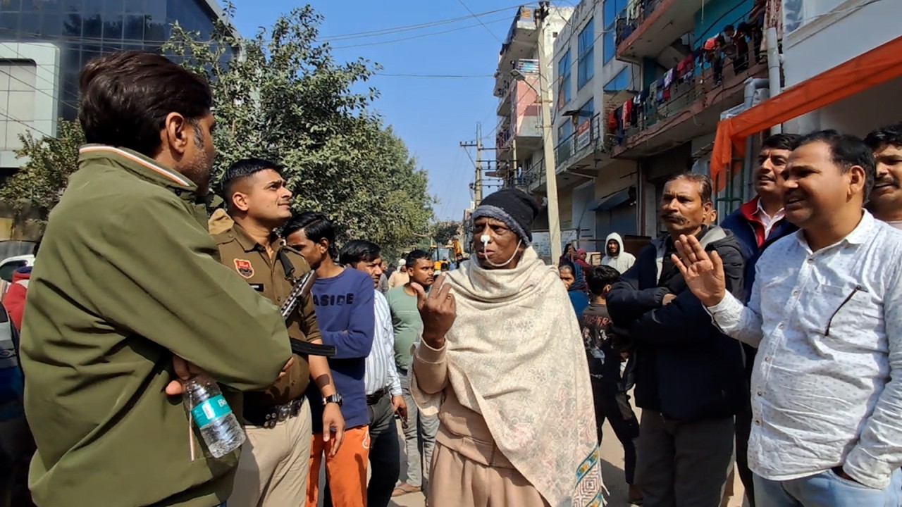 आप की है तो कागज दिखा दो, आरएस बाठ की अवैध अतिक्रमण के खिलाफ सख्त कार्रवाई - छूट गया तो देखें...
