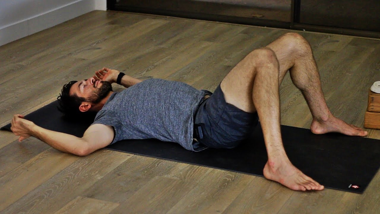 Йога перед сном для снятия боли в мышцах и успокоения нервов | Yoga Dose