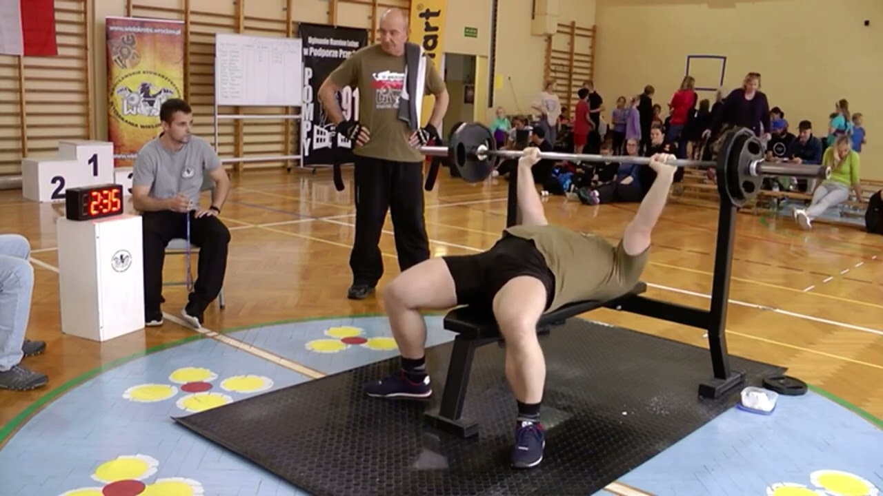 Marian Kamski Mistrzostwa Polski, wyciskanie wielokrotne 50 kg. 4 miejsce 134/6700 kg tonaż.