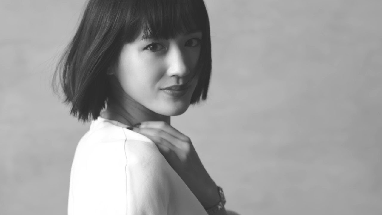 綾瀬はるか、美しい大人な表情披露　セイコーウオッチ 動画『ルキアの革新』