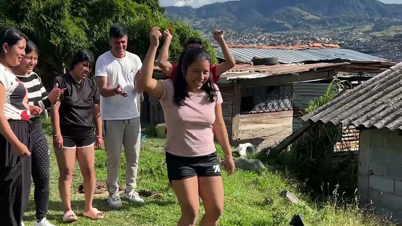 Juego divertido, si le atinas al dado ganas 100$ 😱