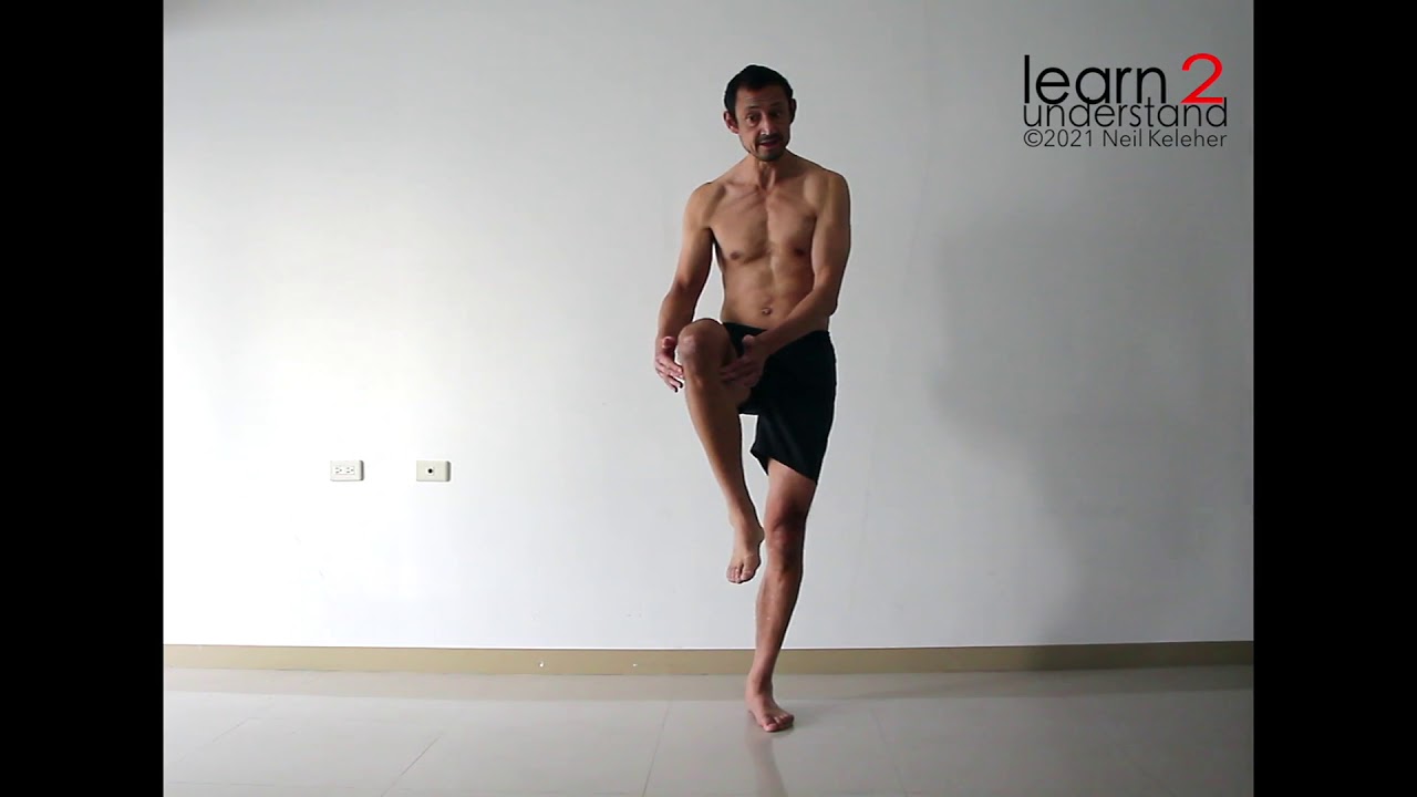 Adjusting deep squat to alleviate hip discomfort