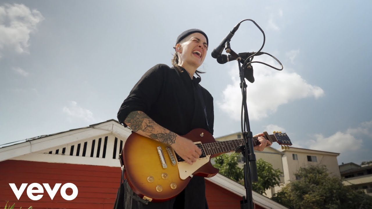 Torii Wolf - Fireflies - SILVERLAKE ROOFTOP PERFORMANCE