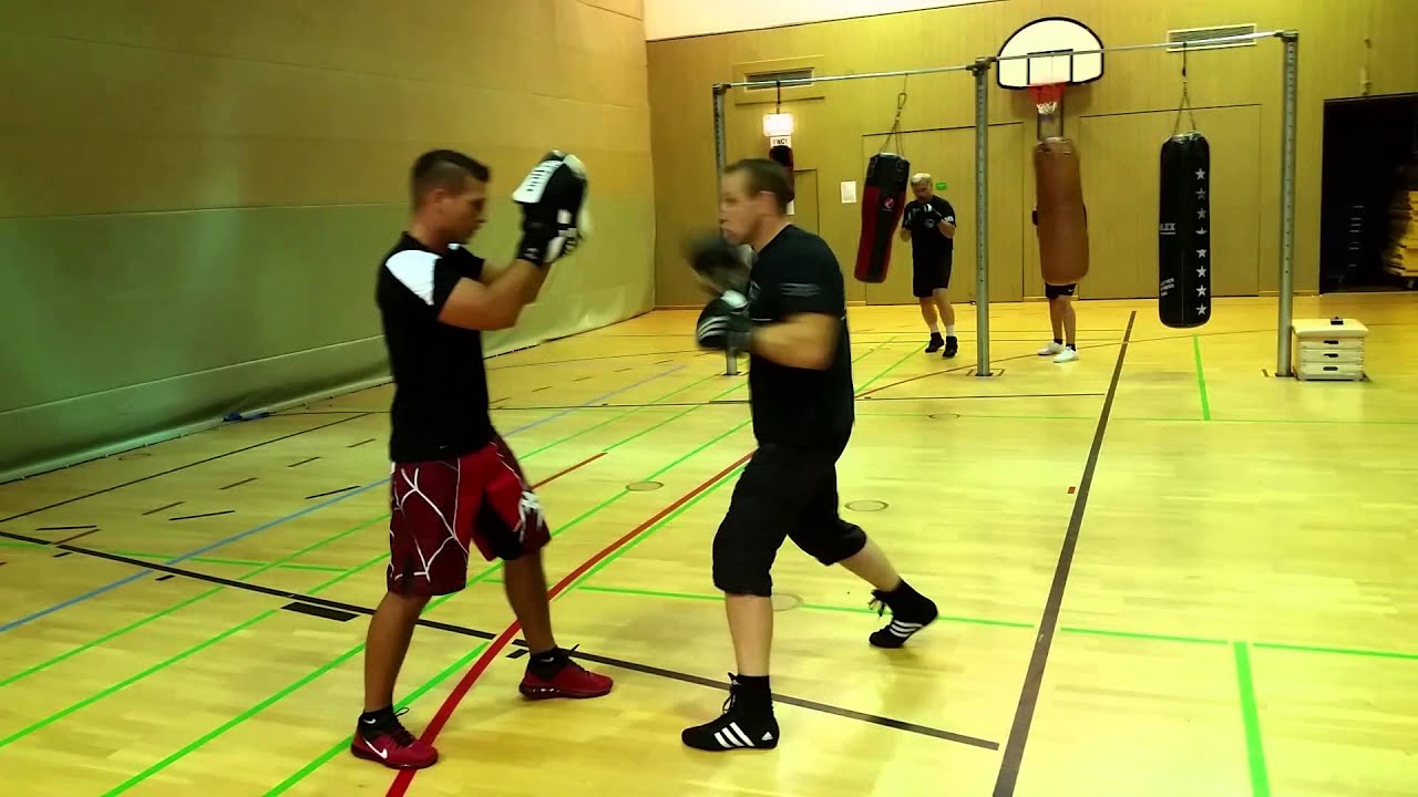 Boxen lernen - Boxtraining - Schlagschule