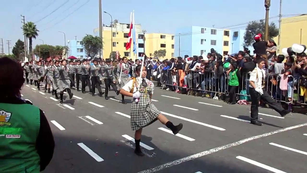 DESFILE ESCOLAR 2018  En la  Av. Pacasmayo Callao