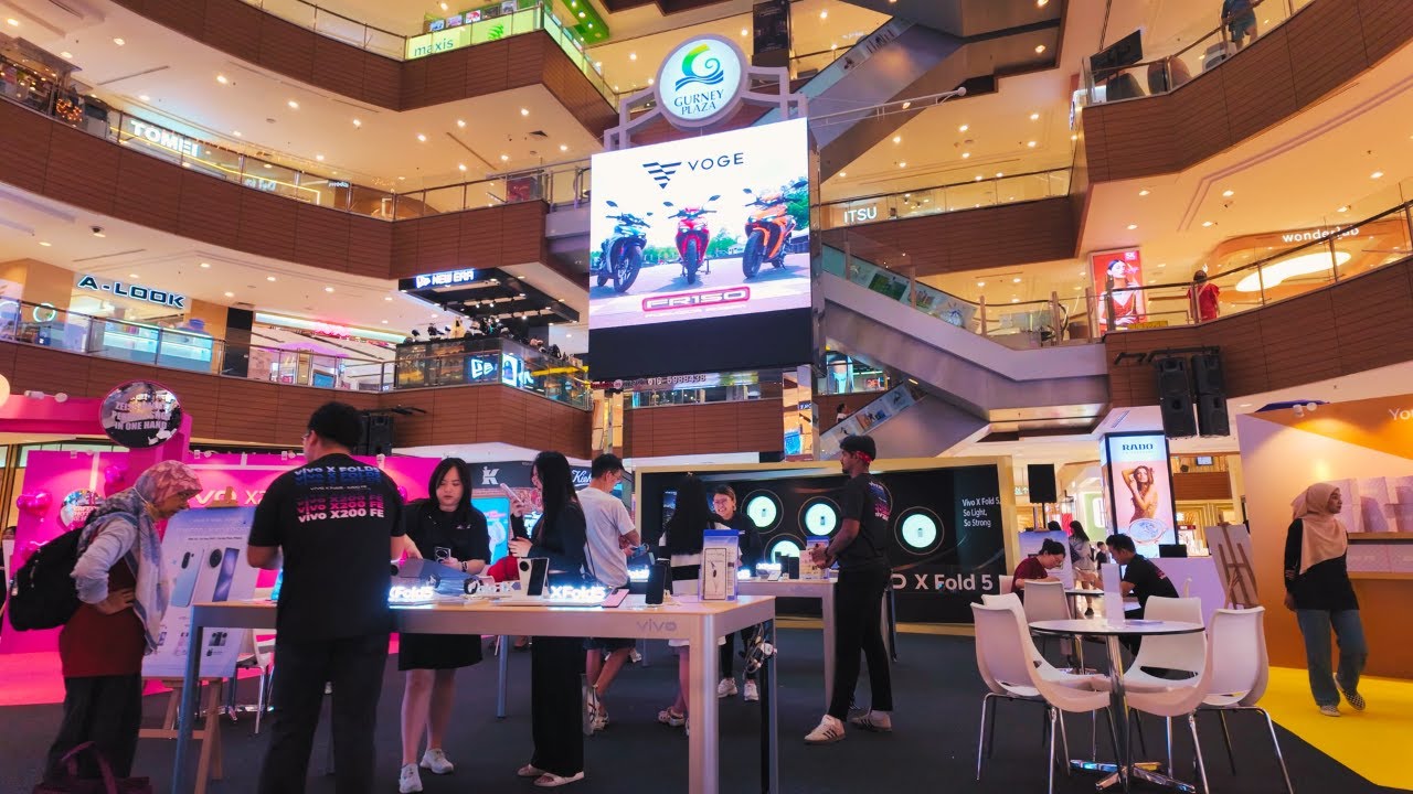 🇲🇾 [4K] Gurney Plaza Mall Walk in Penang | Shopping, Dining & Evening Vibes | July 2025