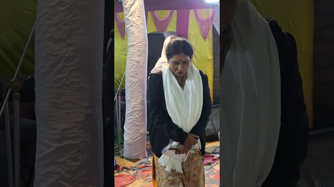শরীয়তে আর মারিফাতে কি বলে দেখুন 
