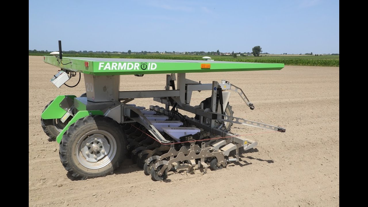 Farmdroid  - autonomiczny robot polowy zasilany energią słoneczną