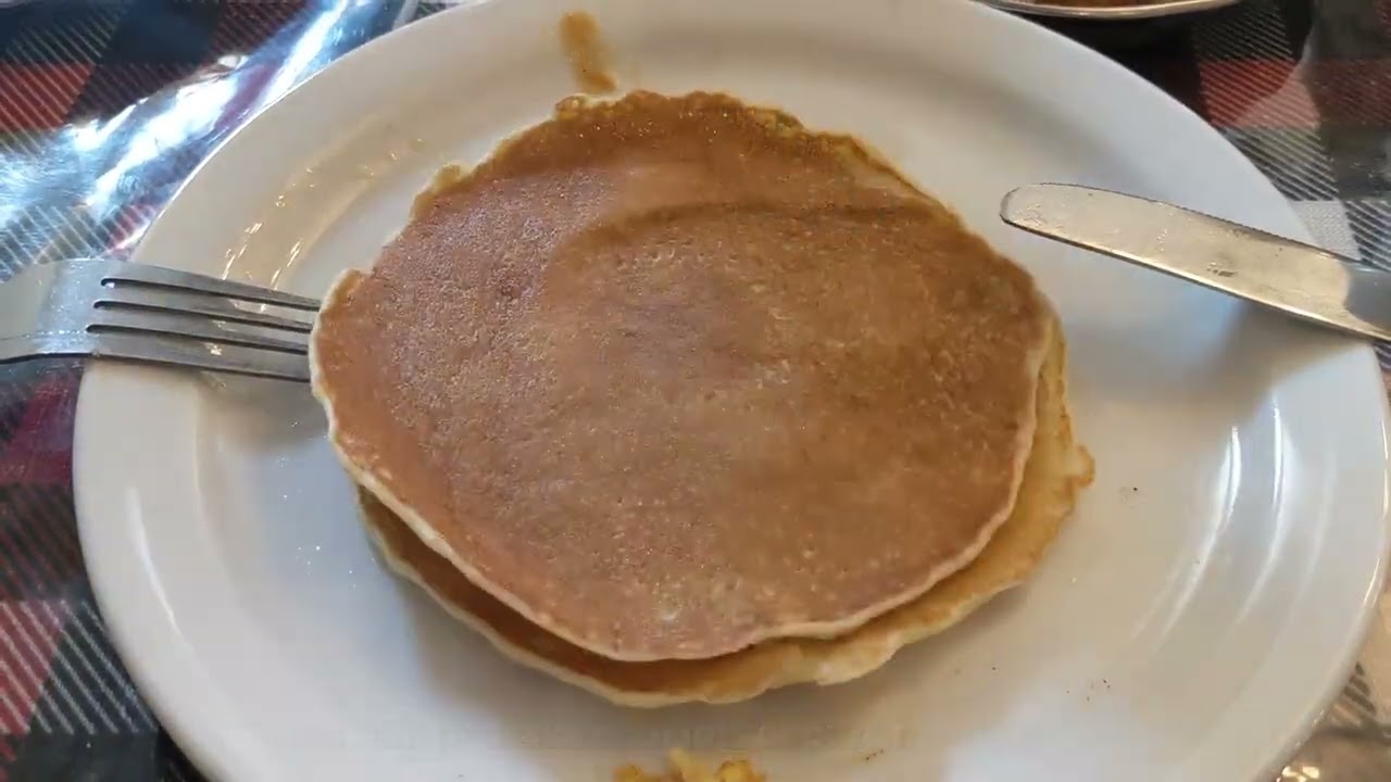 Domaine de l'Ange-Gardien: Sugar shack brunch at Sugar bush in Quebec - Maple syrup season
