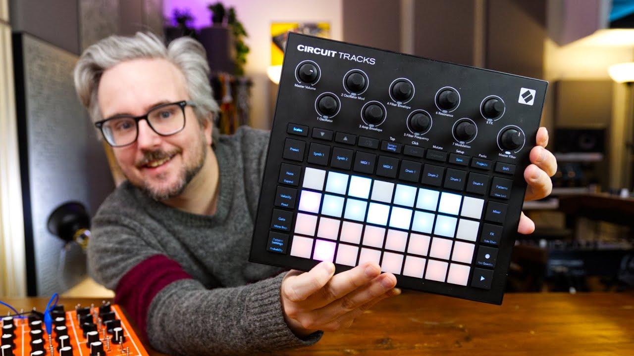 Novation CIRCUIT TRACKS — NEW improved design, MIDI SEQUENCER & audio inputs!