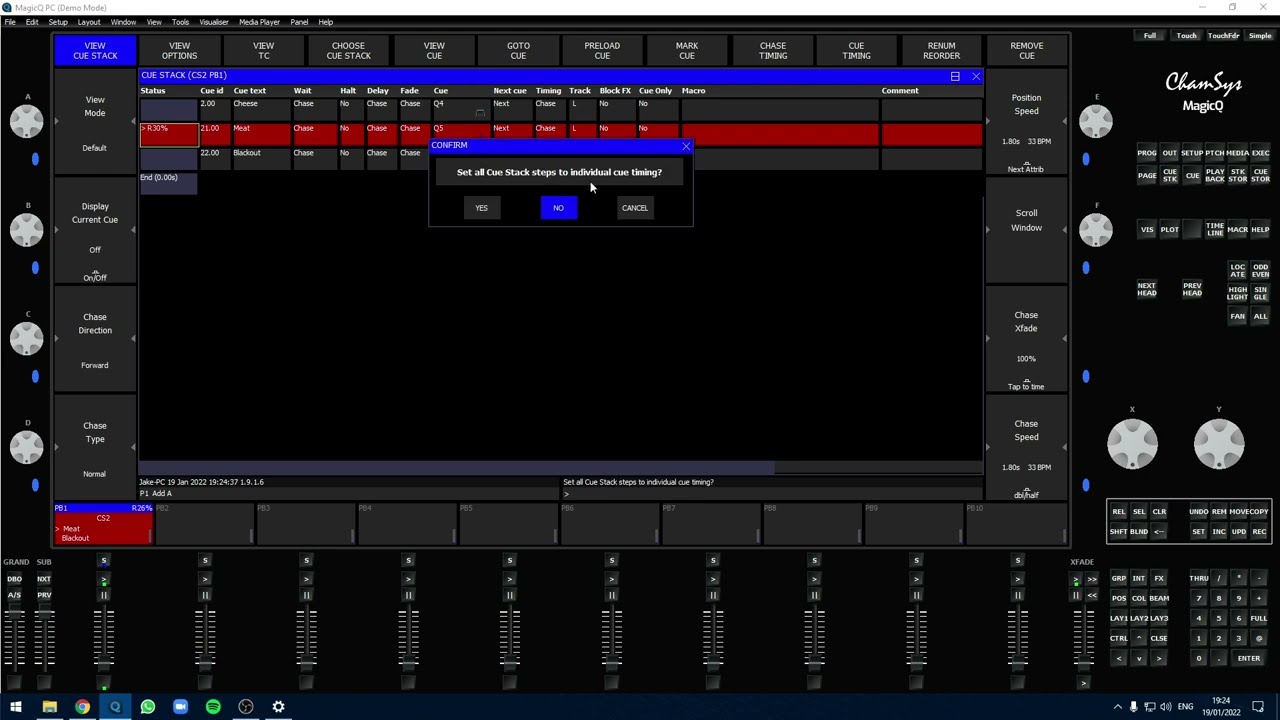 MagicQ - How to create and use a cue-stack