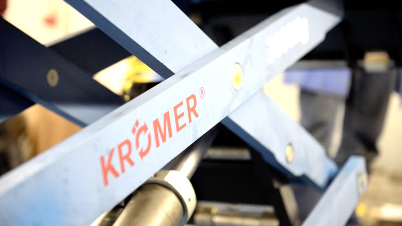 Aufbauvideo der Krömer 4 Säulen Hebebühne (Parkbühne) 3.7t