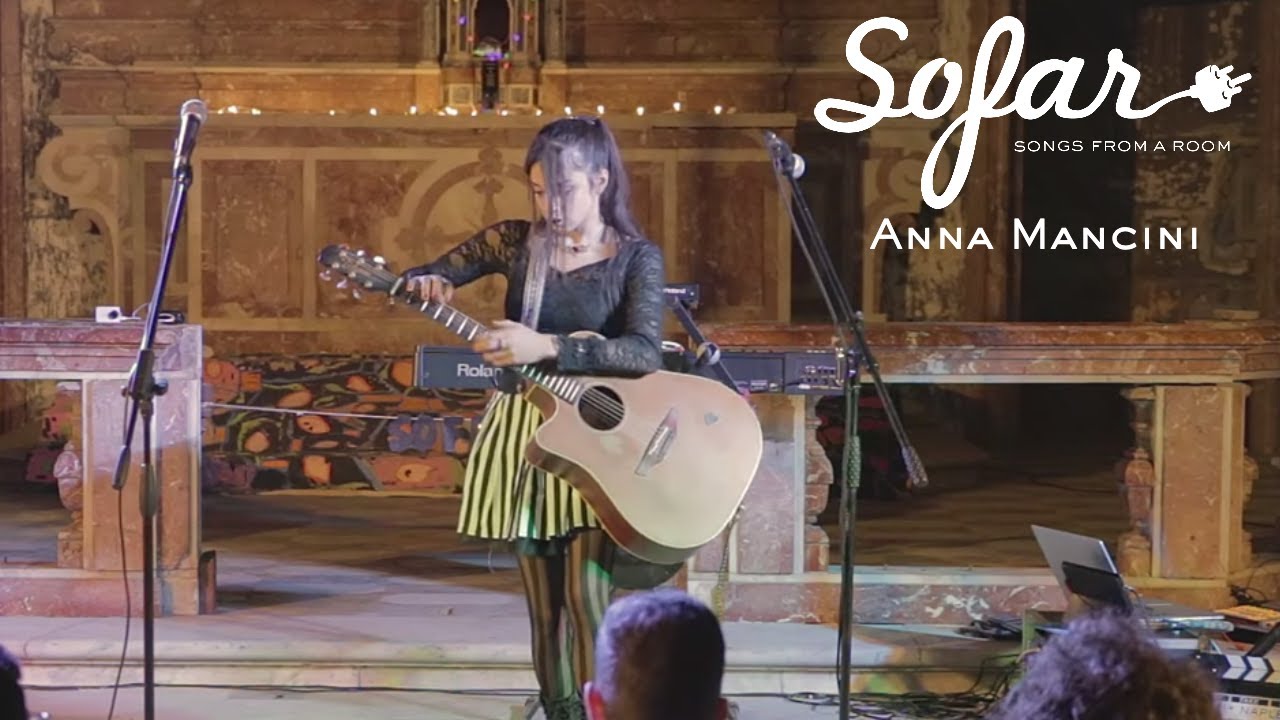 Anna Mancini - Kamikaze | Sofar Naples