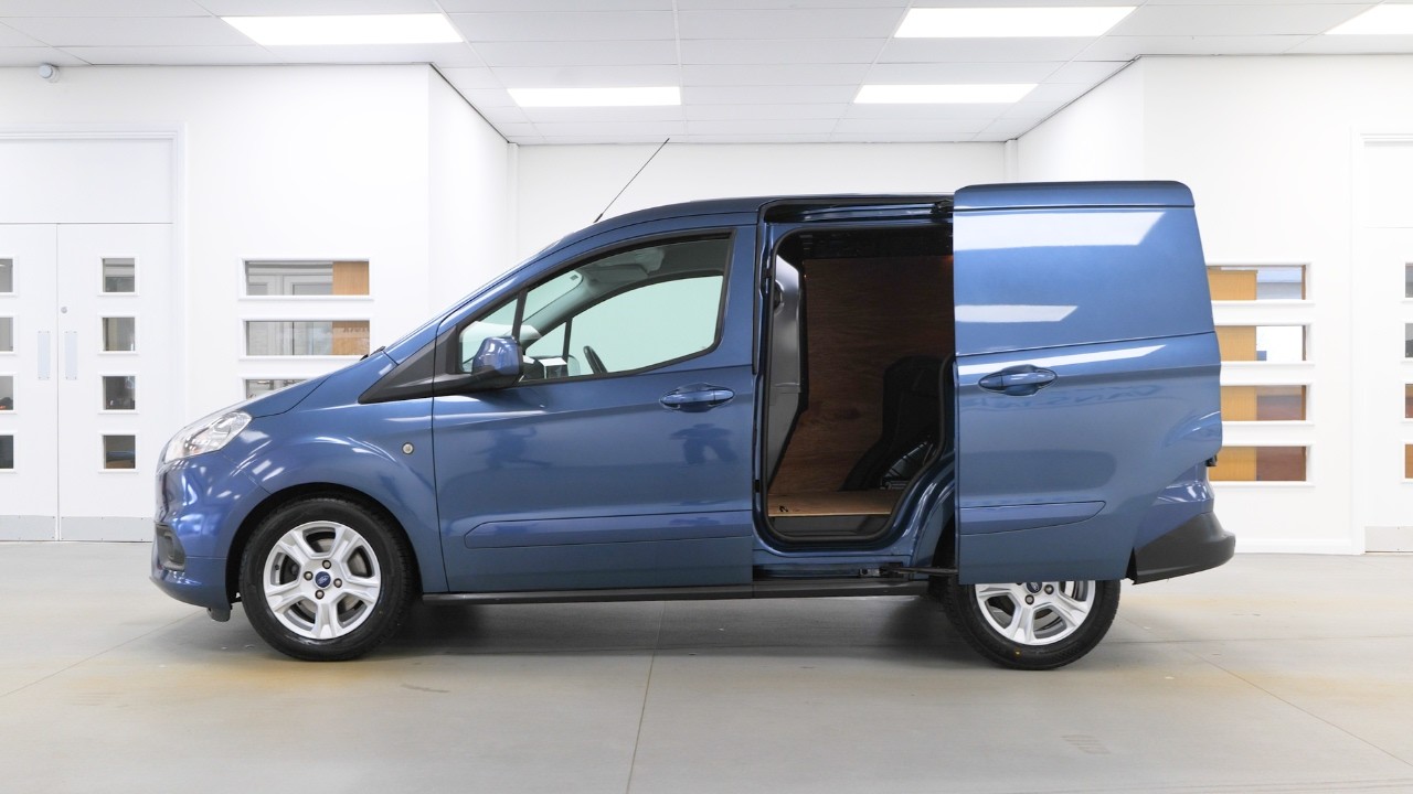 2020 Ford Transit Courier Metallic Metal Blue Limited Edition 5dr Panel Van - YP70 HKJ - VanStar