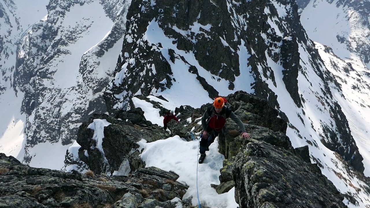 G&aacute;nok   2461 m