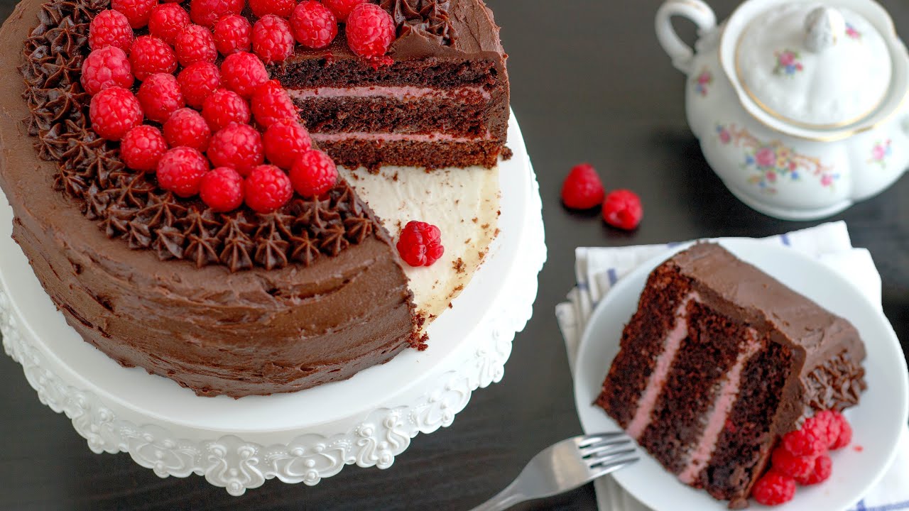 Ultimate Red Wine Chocolate Raspberry Cake Recipe | HappyFoods