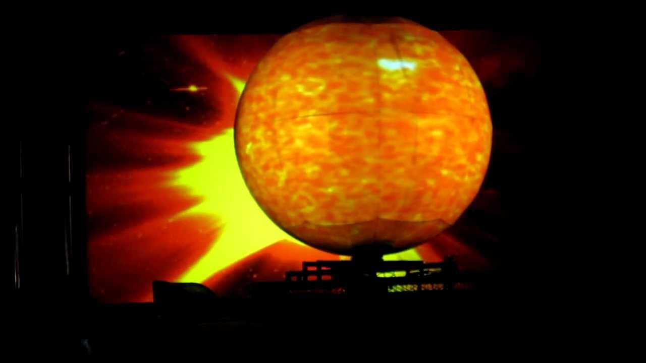 DJ Shadow - Live At The Shadowsphere 2/3 - Splendour, Brisbane, Australia (Jul 29, 2011)