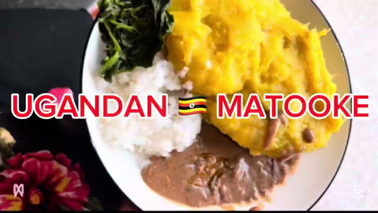 THIS IS THE EASIEST WAY OF PREPARING UGANDAN 🇺🇬  MATOOKE #food #cooking #foodie #ugandanfood #viral 