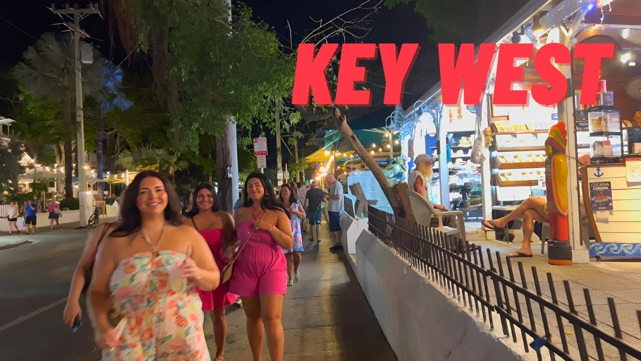 Key West, Florida Walk : Duval Street at Night
