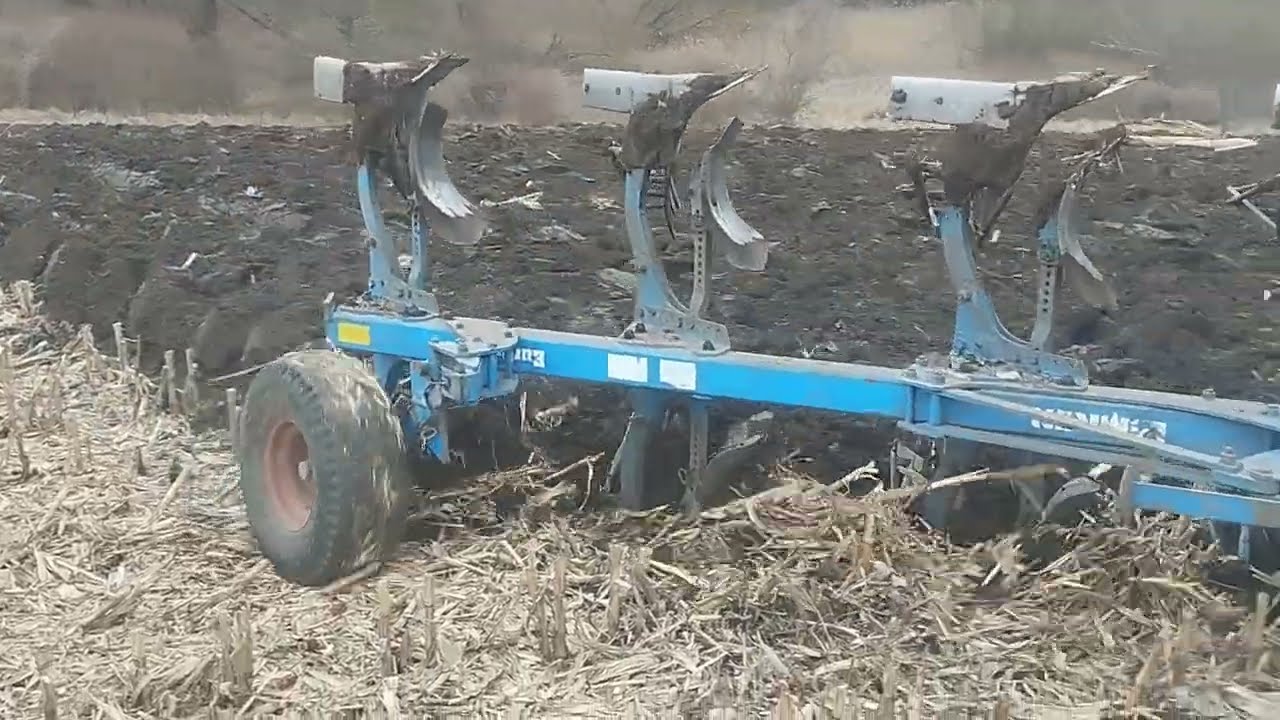 18.03.2026.р Весняна оранка по кукурудзі.