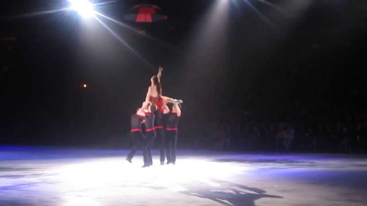 Group performance 2 - Stars on Ice live in Vancouver, BC