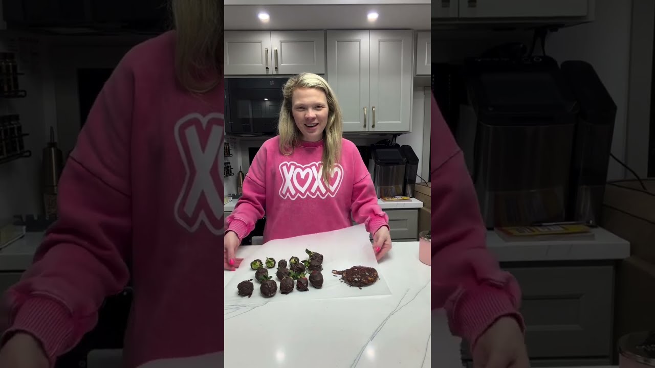 Valentine’s Day treat! Chocolate covered strawberries and honeybuns! | Michelle Coughran 