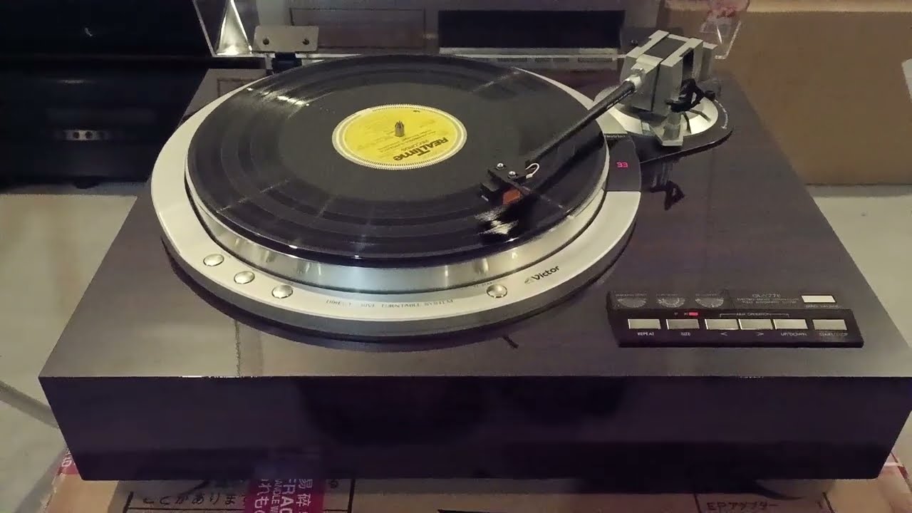 JVC / VICTOR QL-Y77F Super Direct Drive Turntable sold in Japan only (1981 - 1983) Part 2/2 | SOLD!