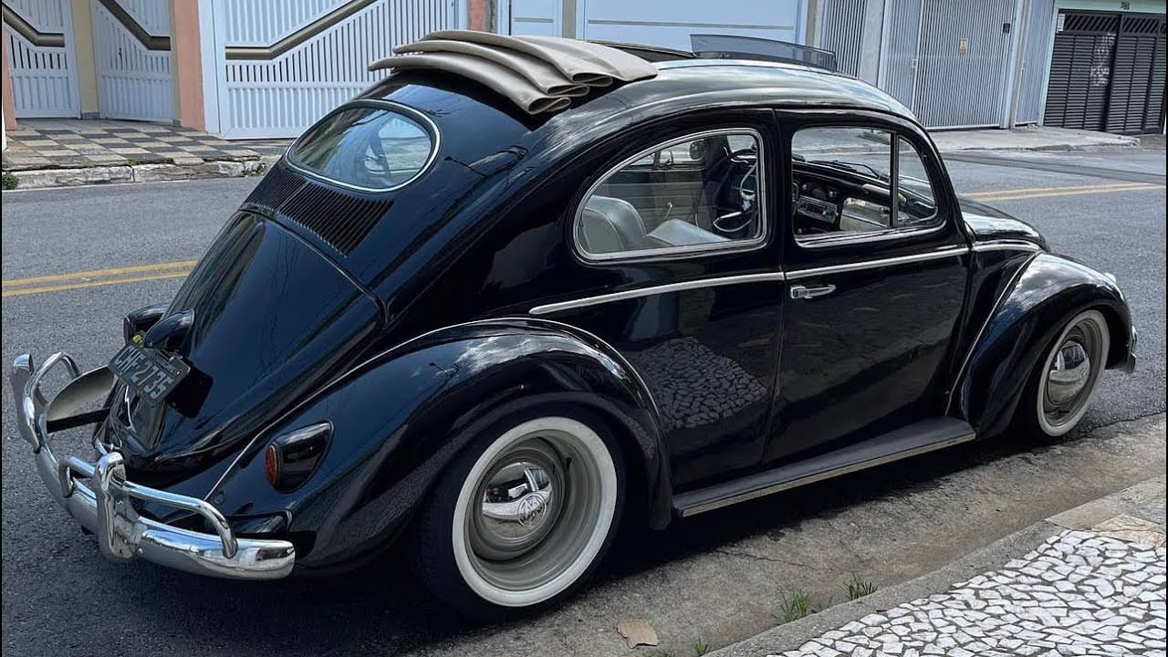 OLHA COMO FICOU MEU FUSCA PRETO COM TETO SOLAR(RAGTOP RAGWAY)