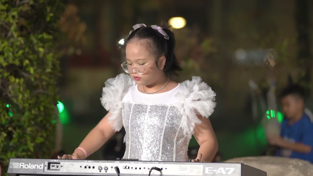 20. Độc tấu Organ - Em Là Hoa Hồng Nhỏ - Đặng Khánh Trân