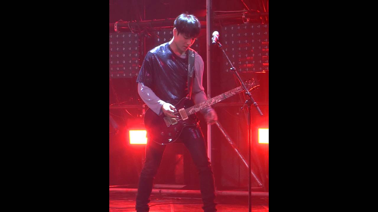 [MPD직캠] 에프티아일랜드 종훈 직캠 Take me Now FTISLAND JongHoon Fancam @엠카운트다운_160721