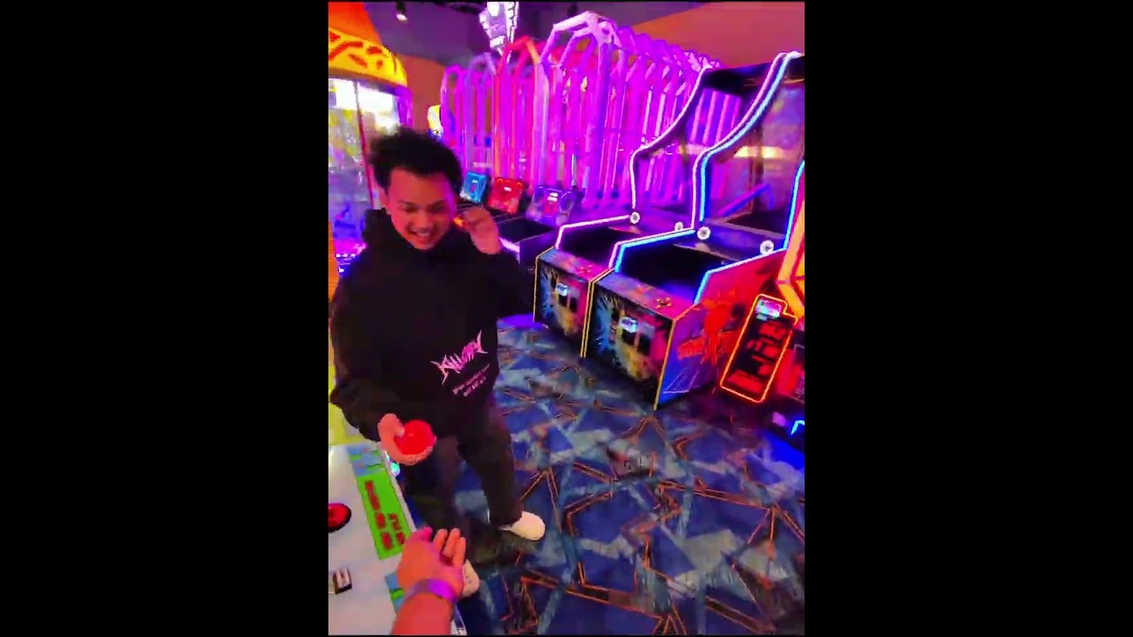 ROUND1 Arcade Vlog | Games, Billiard & Crazy Fun