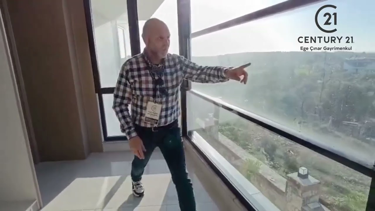 Didim Sağtur&rsquo;da Kale Bulduk&hellip; Satıyoruz 😄Bu Evde Kaybolma İhtimaliniz Var
