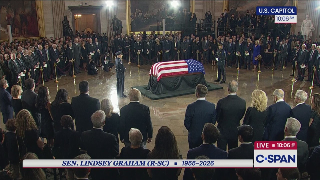 Senator Lindsey Graham (R-SC) Arrival & Memorial Service at U.S. Capitol