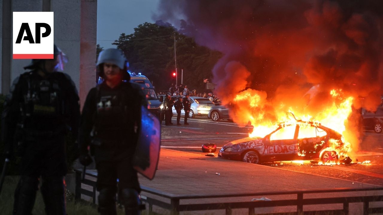 Violence erupts in Paris during PSG's Champions League title celebrations
