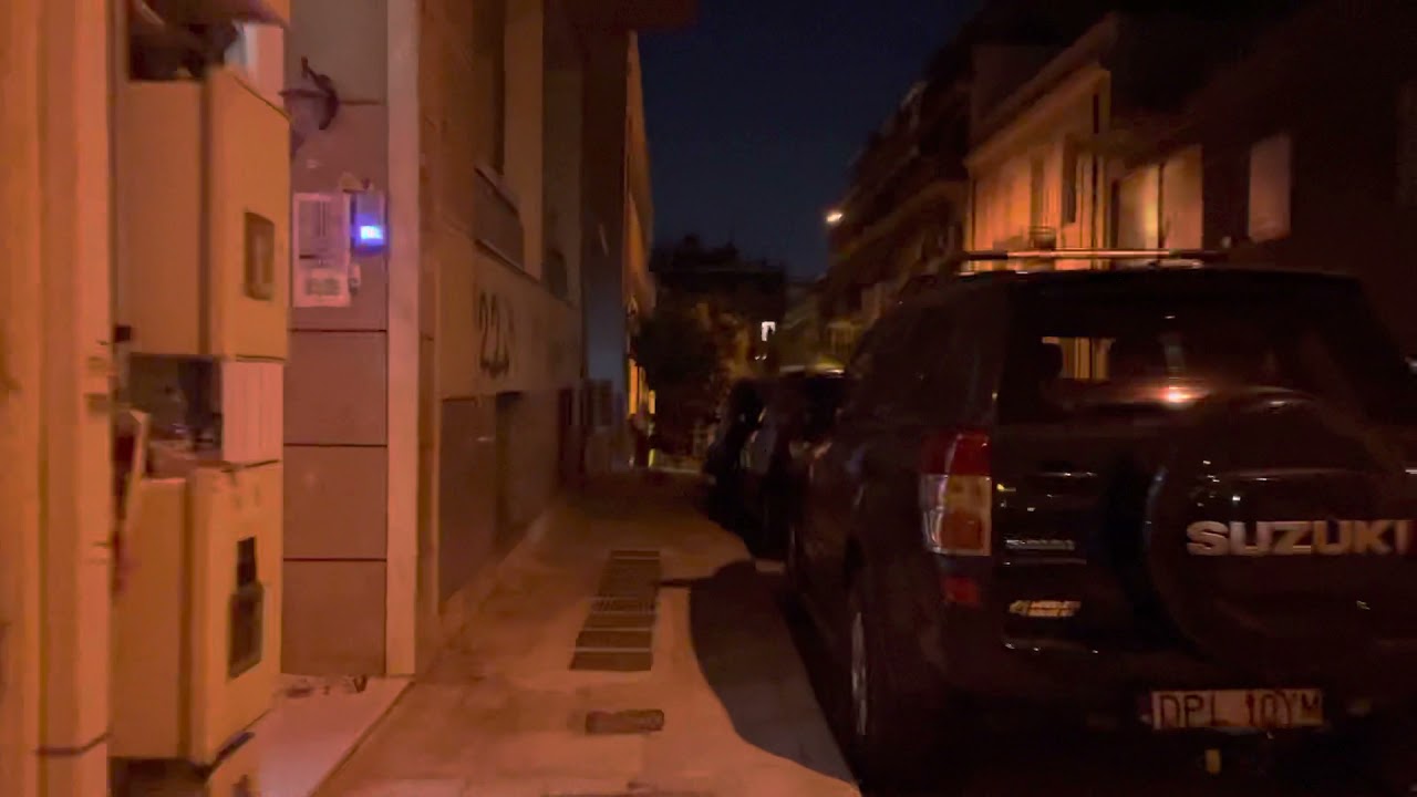 5-minute walk in Kipseli, Athens
