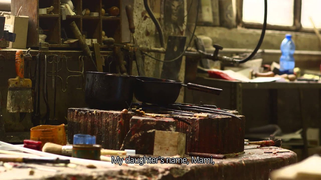 Lo scultore e artista Kengiro Azuma