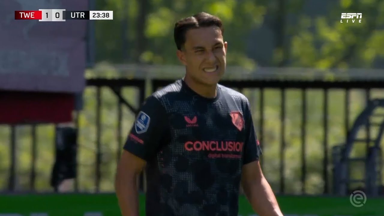 Miliano Jonathans vs Twente - Hampir Cetak GOL Dari Luar Kotak Penalti!! Starter dan Main 67 Menit