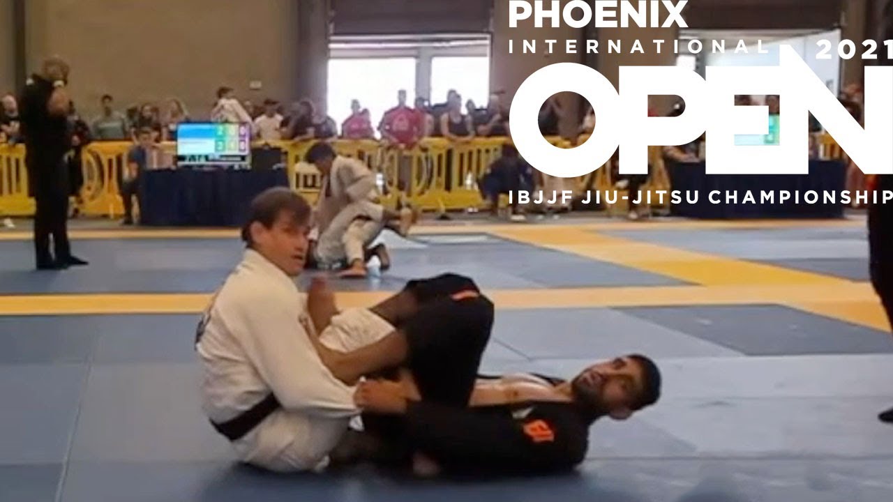 Osvaldo &ldquo;Queixinho&rdquo; Moizinho v Lucas Araujo / Phoenix Open 2021