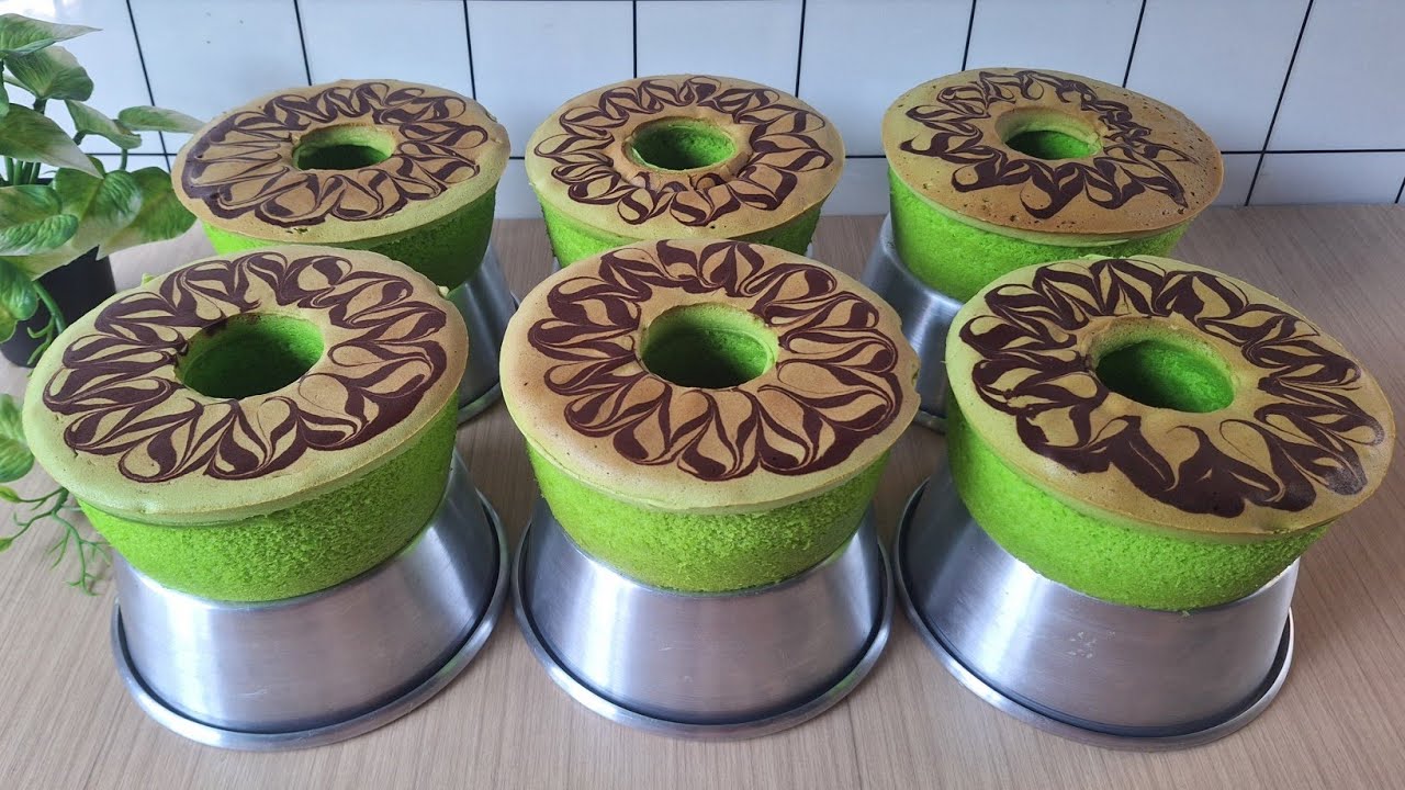 BOLU PANDAN TANPA SANTAN