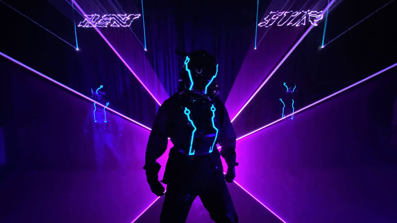 業界首創！全新視覺表演！【Future Laser Man 雷射操控互動秀】可置入LOGO圖形文字 | 雷射表演 | 雷射秀 | 雷射舞 | 雷射光雕 | 雷射投影 | LED 舞蹈 | LED雷射