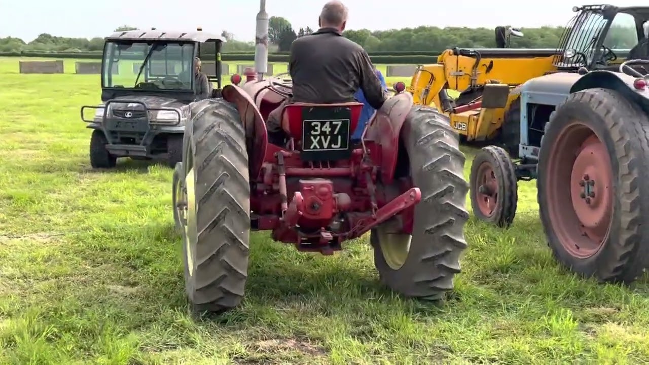 David Brown&nbsp;950 4 Cyl Diesel&nbsp;Tractor, Entered into Auction