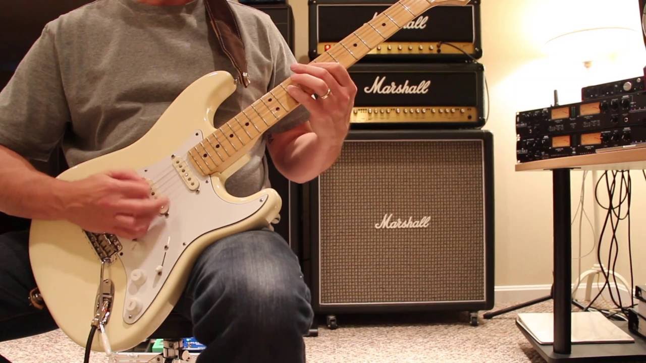 Five Guitars and Bridge Pickups - Lead - Marshall JCM 800 2203X