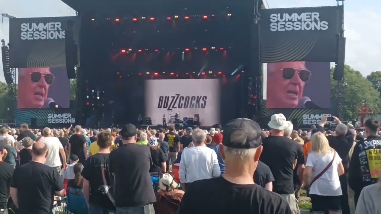 Buzzcocks - Intro/What Do I Get? (Live) Glasgow June 21st 2025