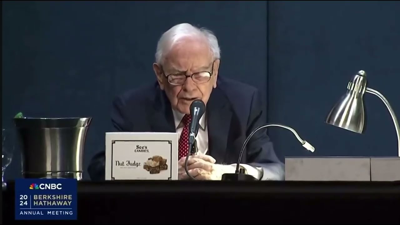 Warren Buffett Accidentally Calls Greg Abel &ldquo;Charlie&rdquo; at Berkshire Hathaway Shareholders Meeting