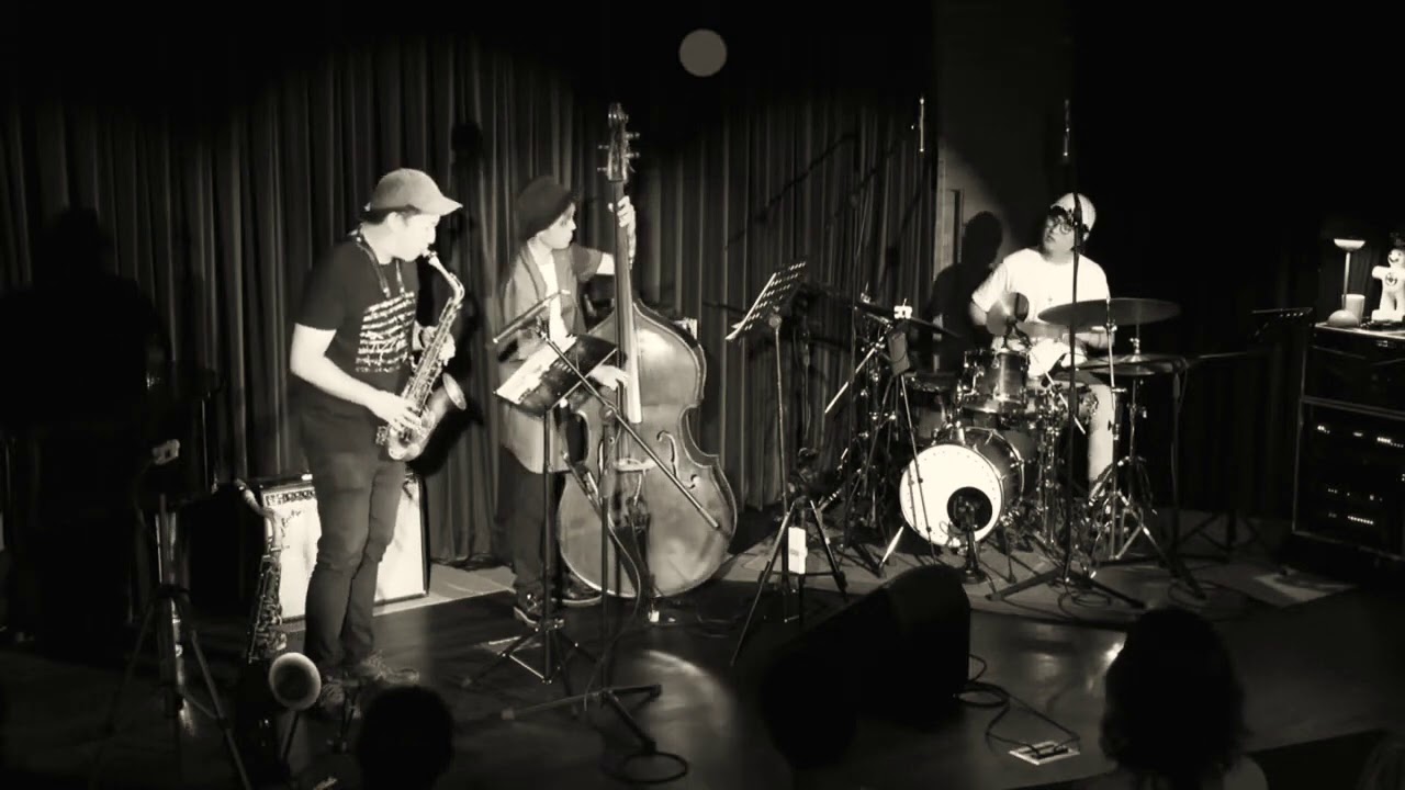 Bessie's Blues (J. Coltrane)